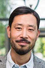 photo of person Ill-Young Kim