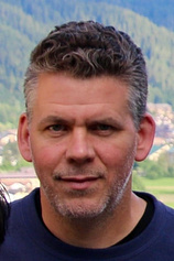 photo of person Dennis Smith