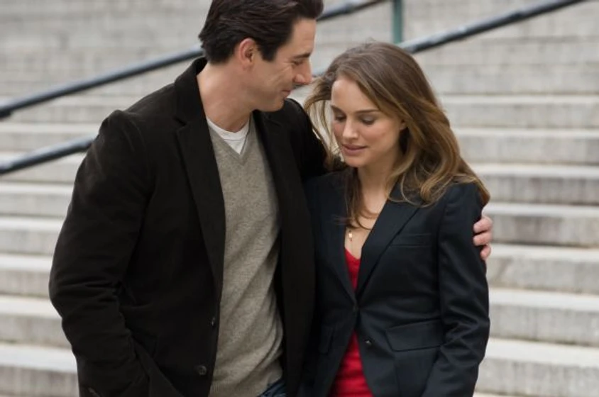 Natalie Portman y Scott Cohen en el-amor-y-otras-cosas-imposibles