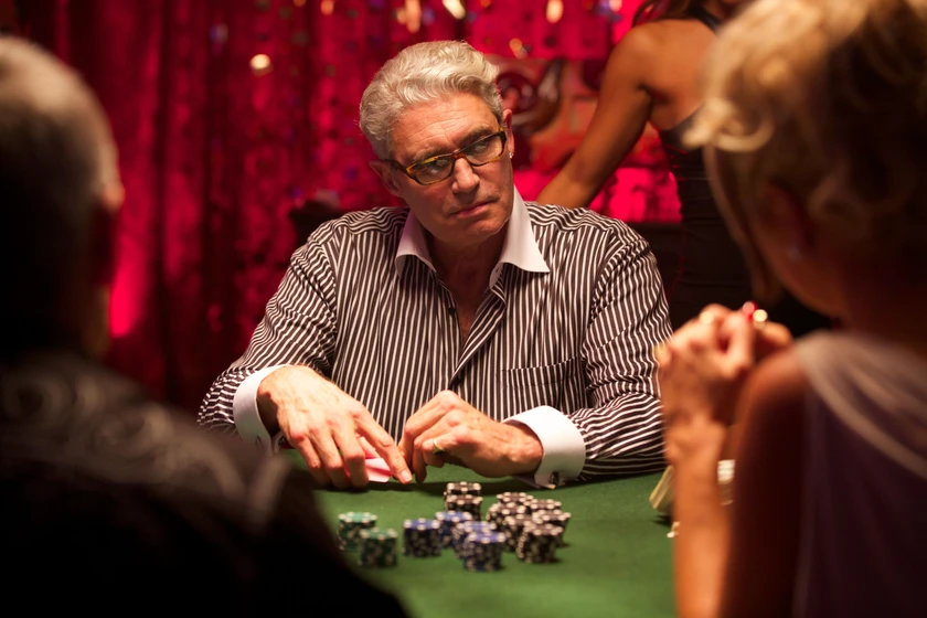 Michael Nouri en la-encrucijada