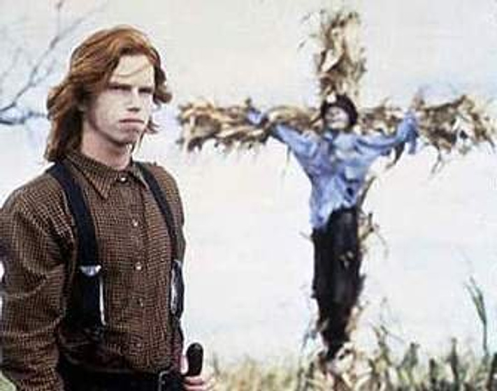 Courtney Gains en Los Chicos del Maíz (Malachai)