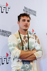 picture of actor Mitchell Cole