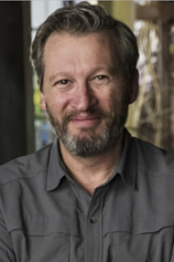 photo of person Ken Kwapis