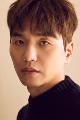 picture of actor Tae-hoon Kim