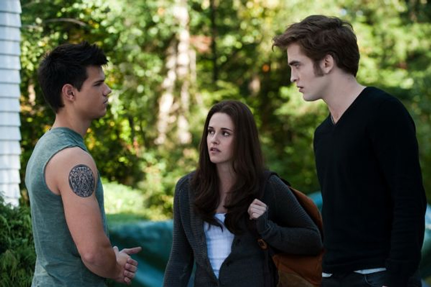 Kristen Stewart, Robert Pattinson y Taylor Lautner en La saga Crepúsculo: Eclipse