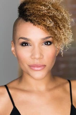 Foto de Emmy Raver-Lampman