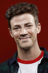 photo of person Grant Gustin