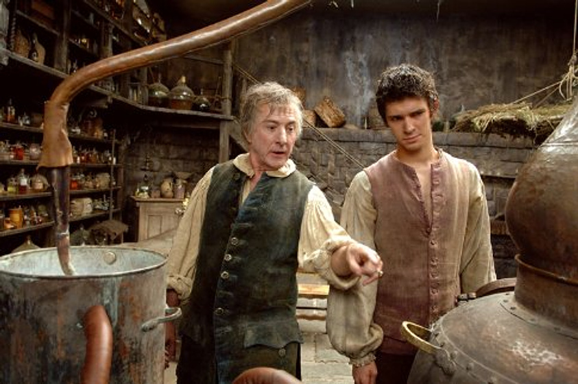 Dustin Hoffman y Ben Whishaw en El Perfume: Historia de un asesino