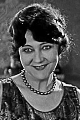 picture of actor Charlotte Mineau