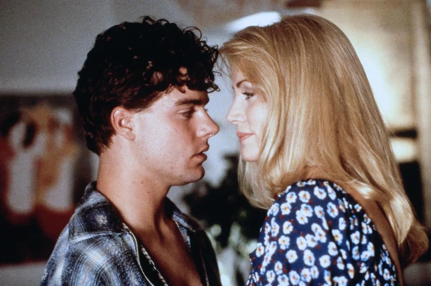 Shannon Tweed y Michael D. Arenz en una-mujer-sin-escrupulos