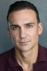 picture of actor Henry Lloyd-Hughes