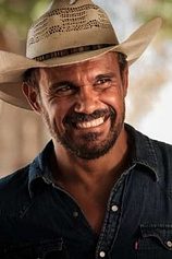 picture of actor Aaron Pedersen