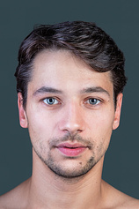 picture of actor Doga Gürer