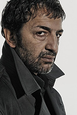 picture of actor Moussa Maaskri