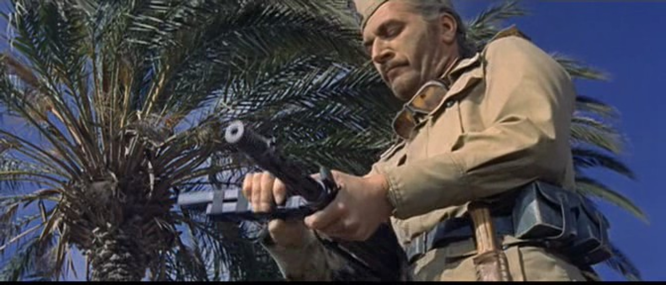 Michael Caine en Mercenarios sin Gloria