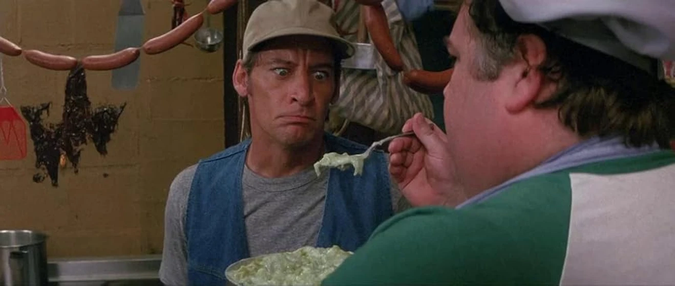 Gailard Sartain y Jim Varney en ernest-goes-to-camp