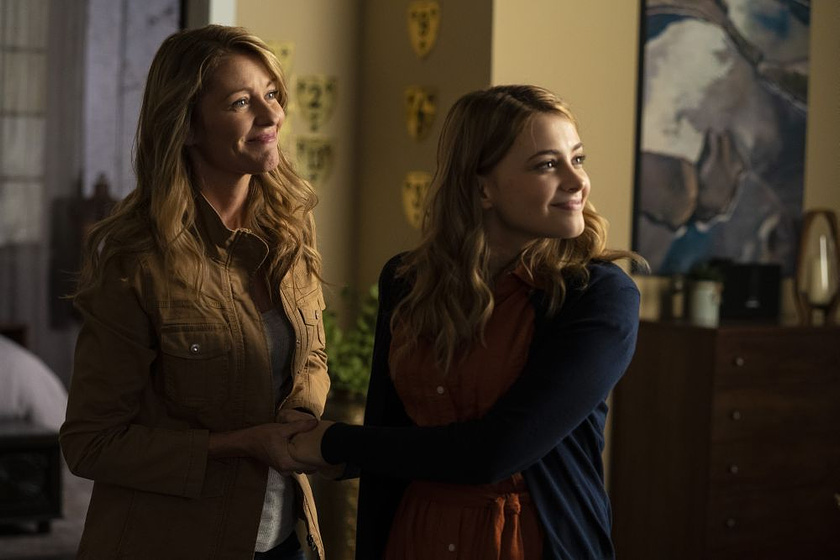 Louise Lombard y Josephine Langford en After. En Mil Pedazos