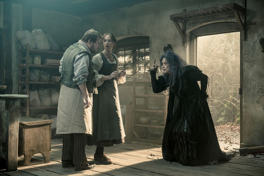 Meryl Streep, James Corden y Emily Blunt en Into the Woods