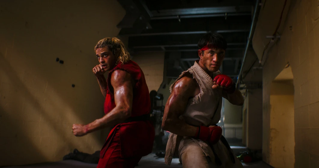 Noah Centineo y Andrew Koji en Street Fighter