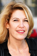 photo of person Janeen Damian