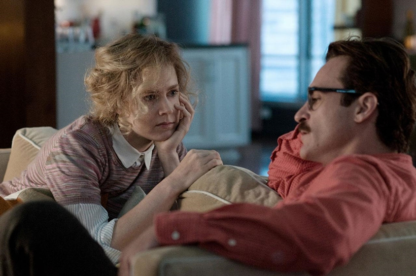 Joaquin Phoenix y Amy Adams en Her