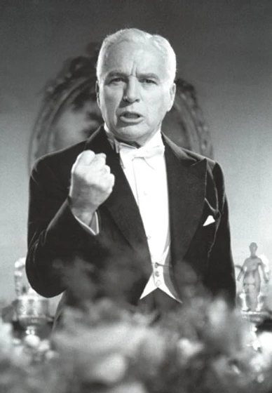 Charles Chaplin en un-rey-en-nueva-york