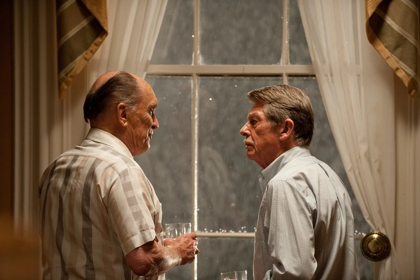 John Hurt y Robert Duvall en jayne-mansfield-s-car