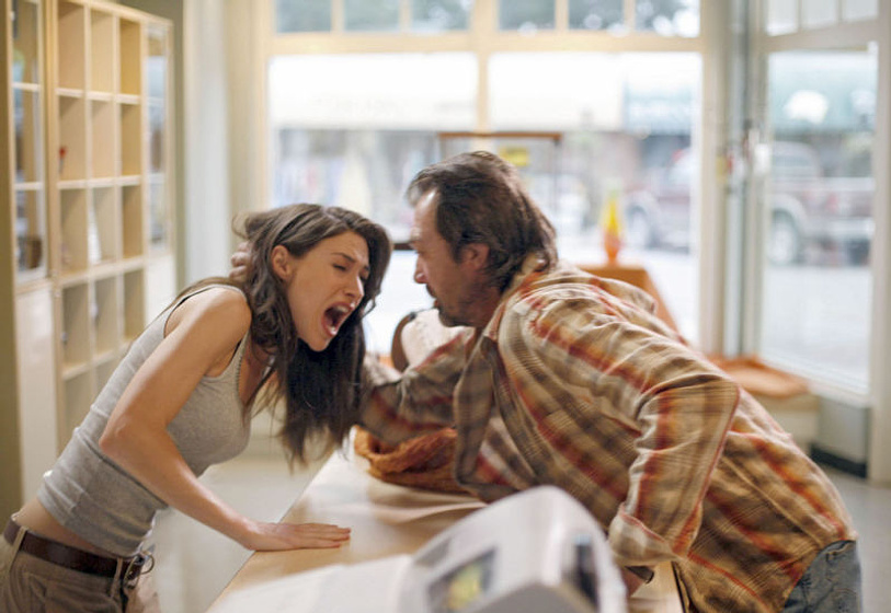 Claire Forlani y Shaun Johnston en Carolina Moon