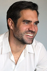 picture of actor Cameron Bender
