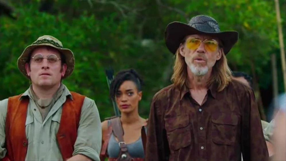 Richard Brake, Matthew Douglas y Cassie Clare en temblores-7-shrieker-island