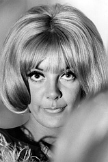 picture of actor Aimi MacDonald