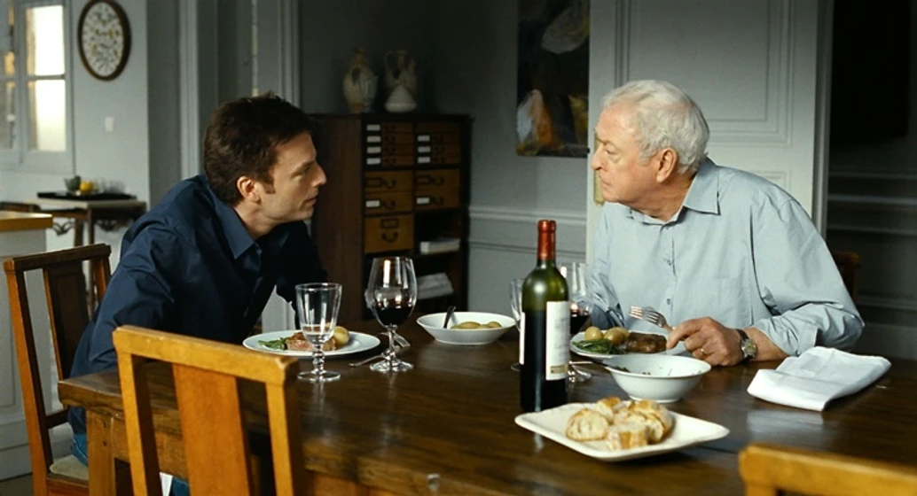 Michael Caine y Justin Kirk en Mi Amigo Mr. Morgan