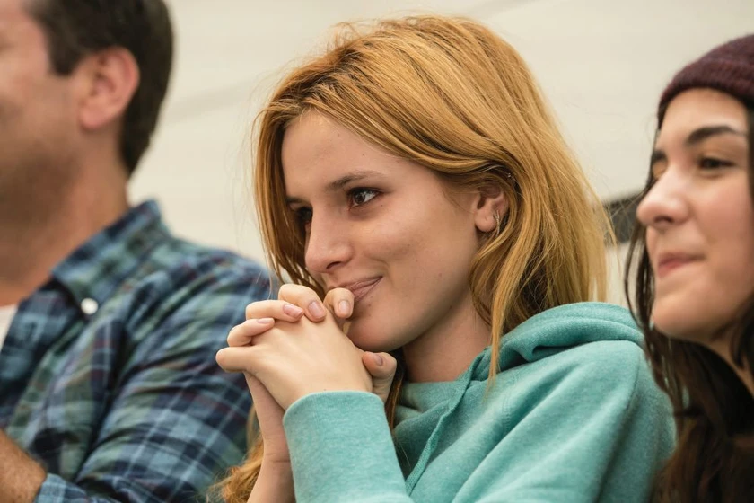 Bella Thorne en amor-a-medianoche