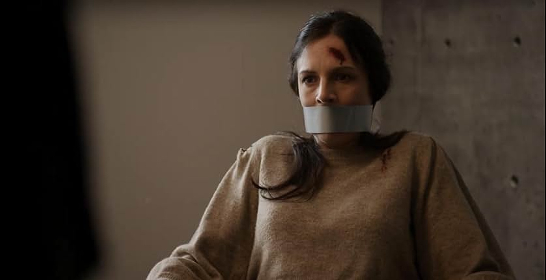 Stephanie Izsak en La Fortaleza de una Madre