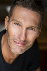 picture of actor Michael Hallows