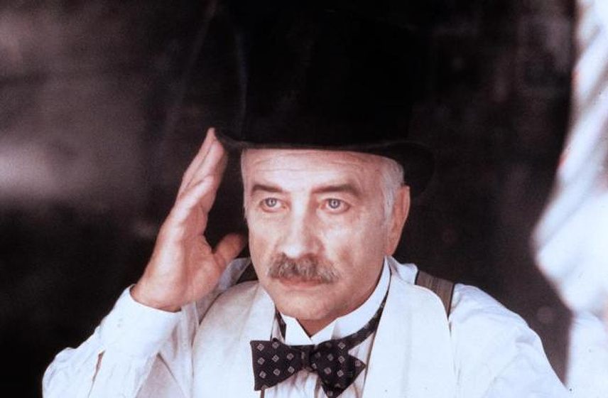 Armin Mueller-Stahl en The Film Narrator