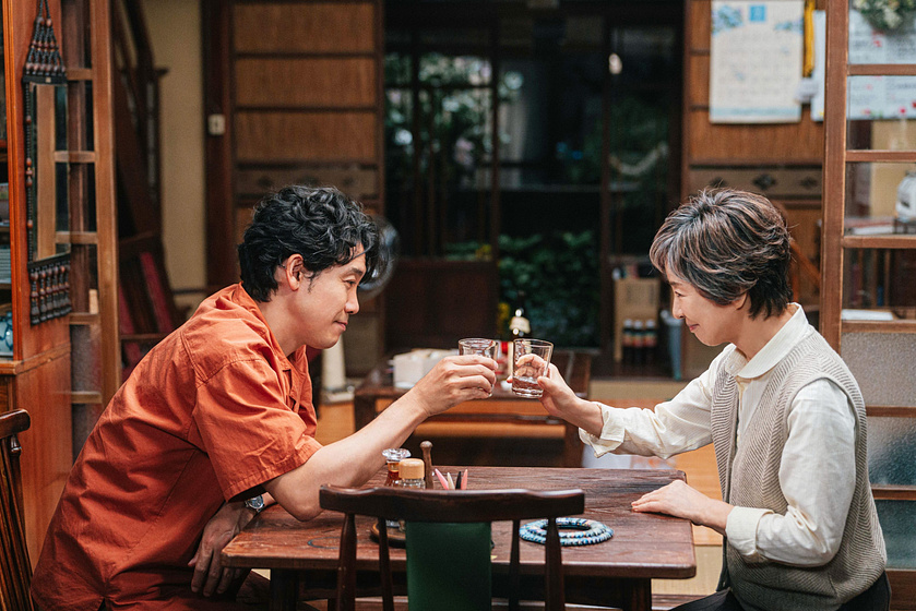 Yô Ôizumi y Sayuri Yoshinaga en Una Madre de Tokyo