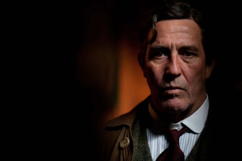 Ciarán Hinds en la-mujer-de-negro