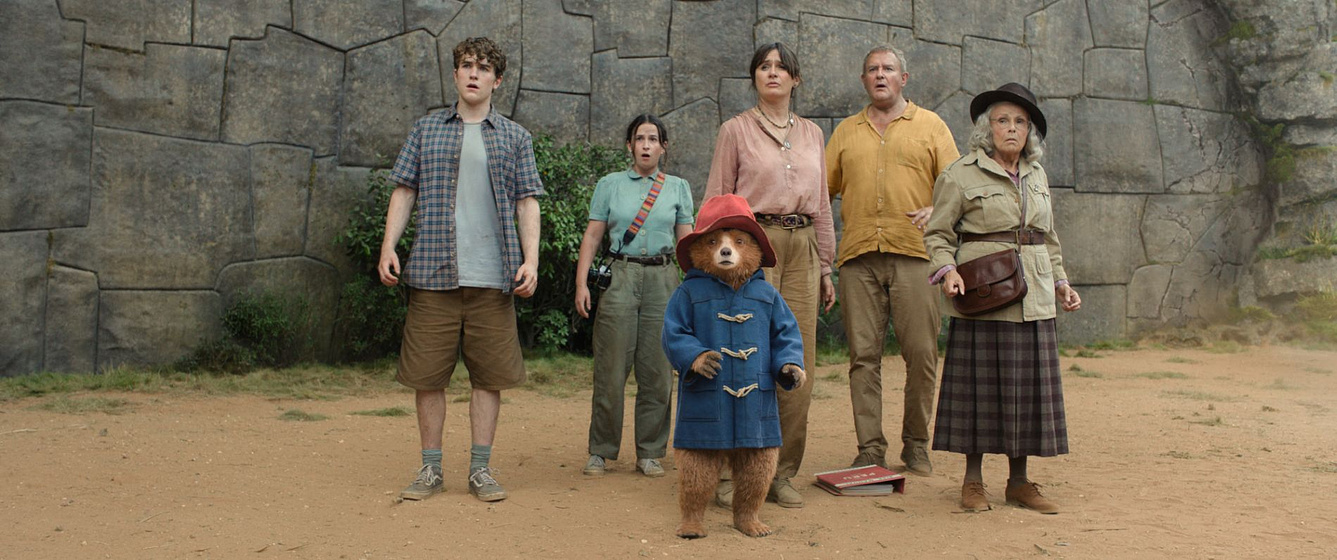 Julie Walters, Hugh Bonneville, Emily Mortimer, Samuel Joslin y Madeleine Harris en Paddington: Aventura en la Selva