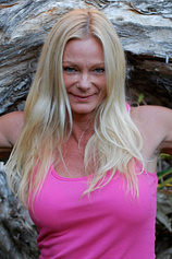 picture of actor Raye Hollitt