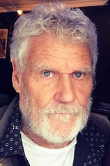 picture of actor Ian Roberts