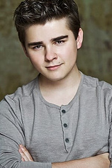 picture of actor Dylan Everett
