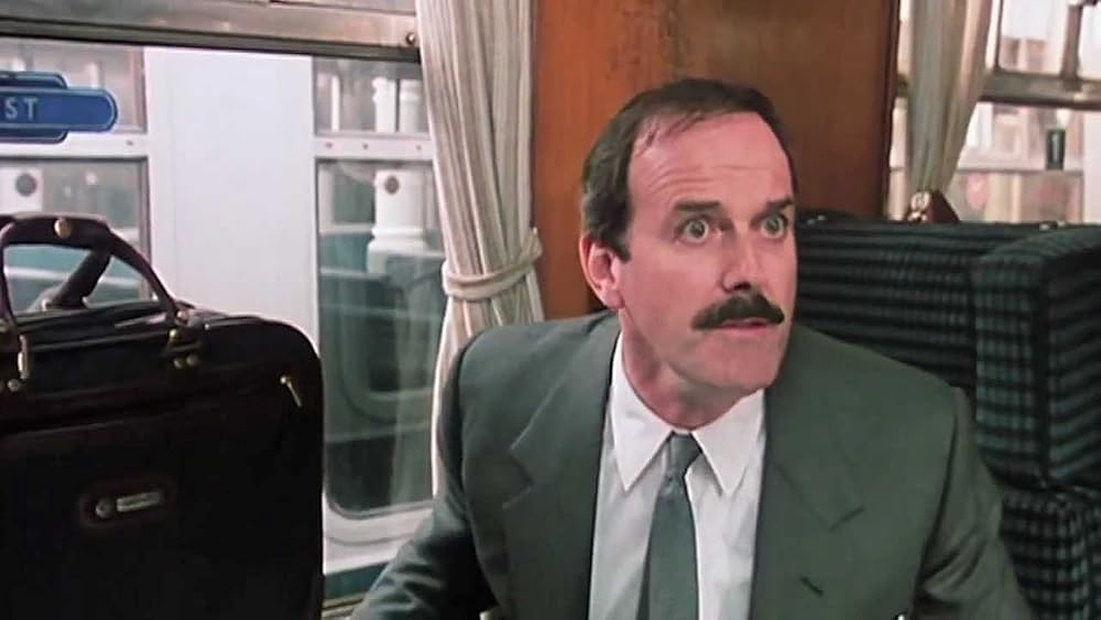 John Cleese en siempre-puntual