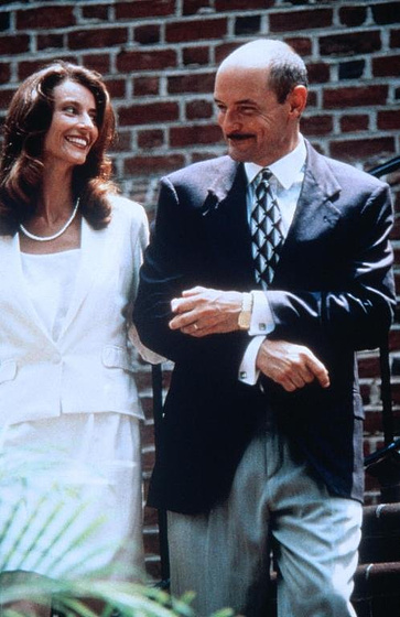 Terry O'Quinn y Rachel Ward en Amor, Mentiras y Asesinato