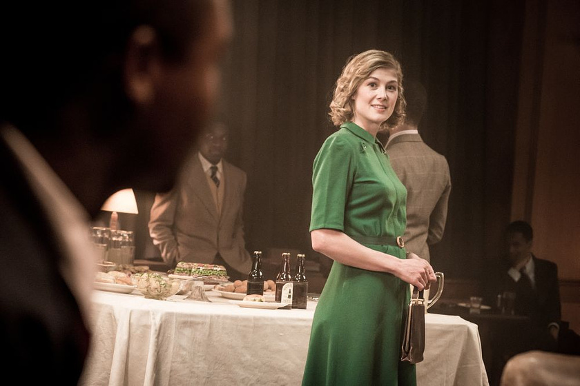Rosamund Pike en Un Reino Unido