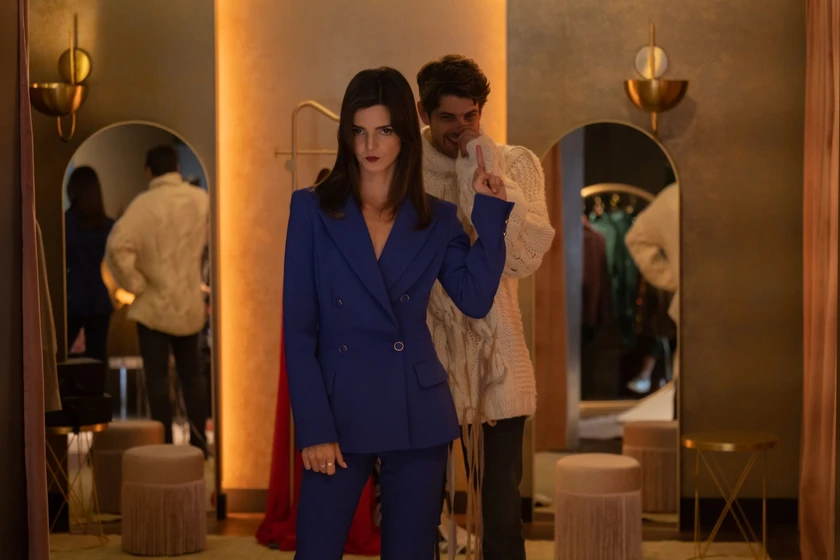 Clara Lago y Alberto Olmo en un-lio-de-millones