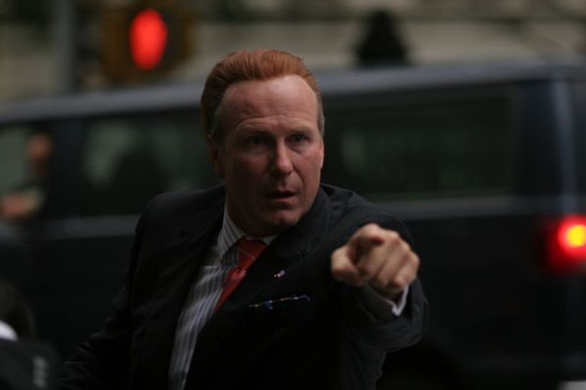 William Hurt en Sobrepasando el límite