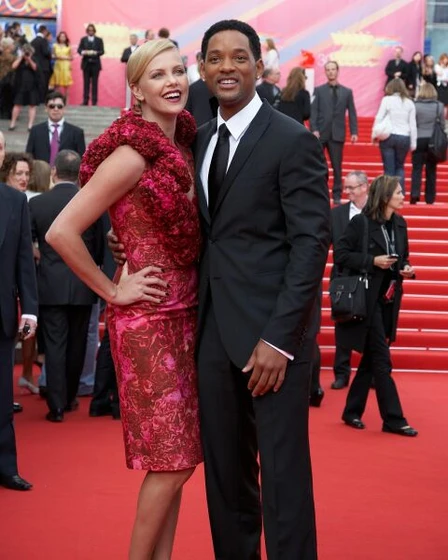 Will Smith y Charlize Theron en hancock (Premiere Moscu (Junio 2008))