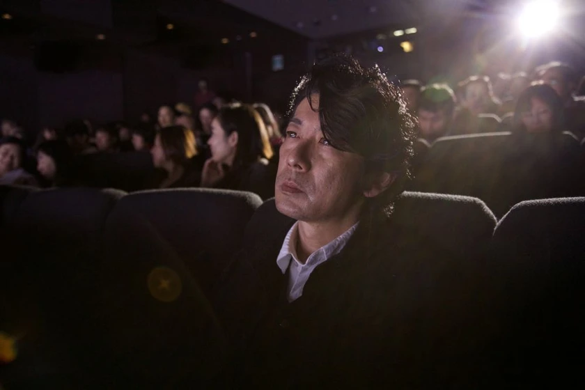 Masatoshi Nagase en hacia-la-luz