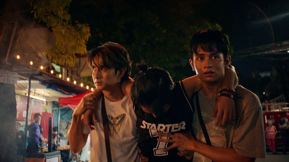 Jomari Angeles en some-nights-i-feel-like-walking